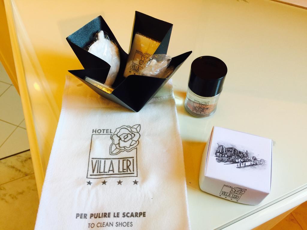 Hotel Villa Leri Monte Colombo エクステリア 写真